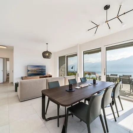 Modern 3bd With Superb & Mountain By Guestlee Daire Montrö